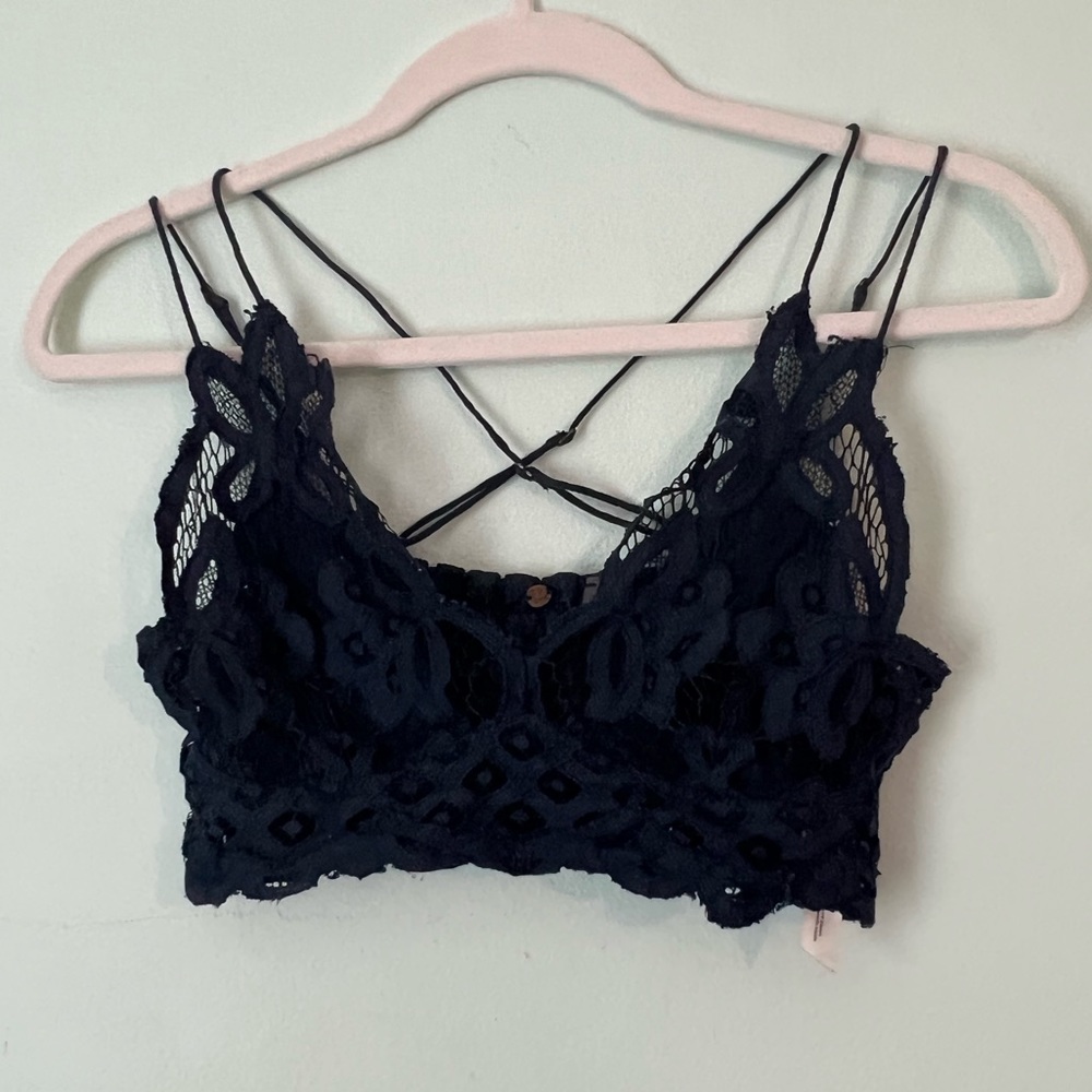 Free people adella lace bralette size medium in navy
